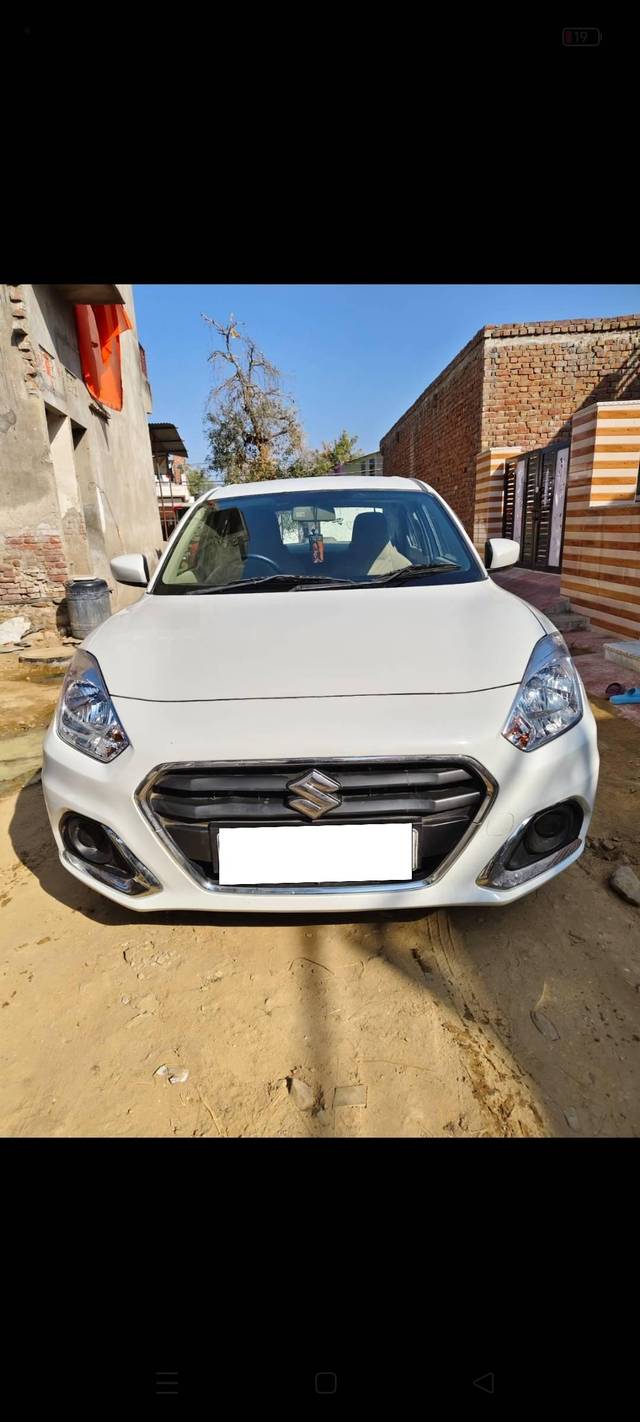 https://images10.gaadi.com/usedcar_image/4281308/original/processed_4ca1947de1efdb49ddb04ece79c87524.jpg?imwidth=6400