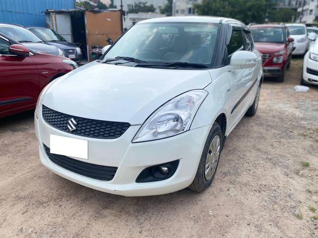 https://images10.gaadi.com/usedcar_image/4281325/original/processed_e58bcb47904c7de32935036ca0117826.jpg?imwidth=6402