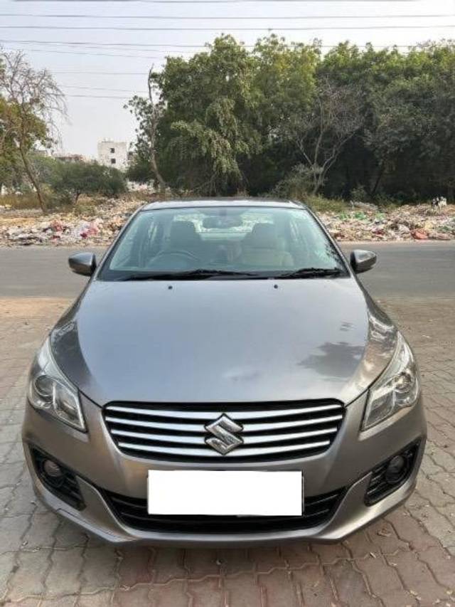 https://images10.gaadi.com/usedcar_image/4281362/original/processed_02b38dde-912c-488a-a28c-1bafa14fc1df.jpeg?imwidth=6401