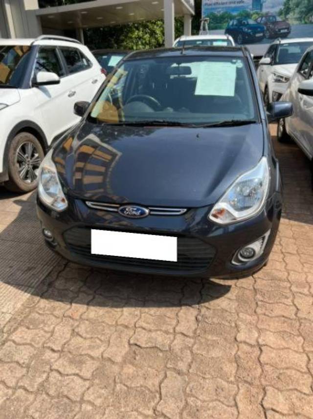 https://images10.gaadi.com/usedcar_image/4281452/original/processed_a9ae86b7-eb57-4efd-80f2-67da10b7cb78.jpg?imwidth=6401