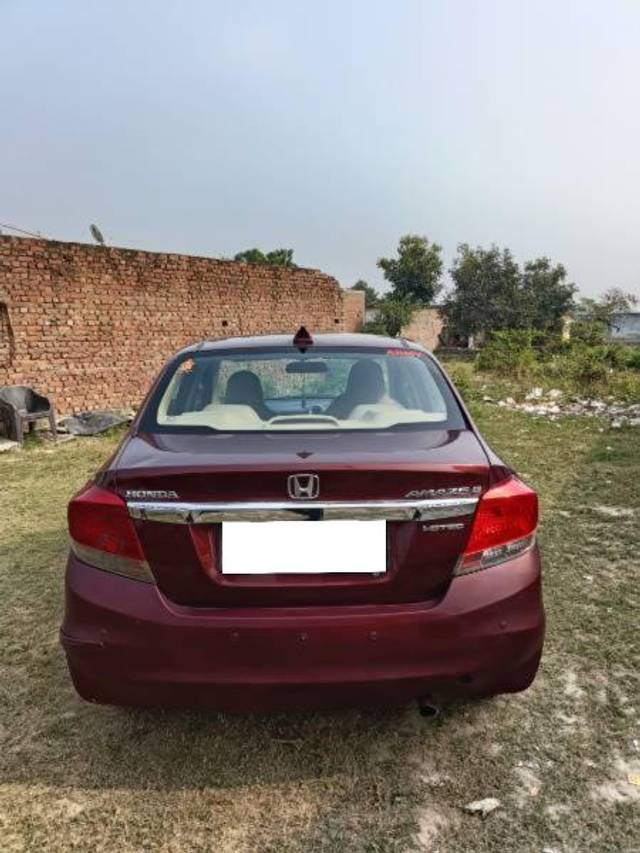 https://images10.gaadi.com/usedcar_image/4281664/original/processed_12cfddb2-2d6d-43fb-9959-3591f4fec562.jpg?imwidth=6401