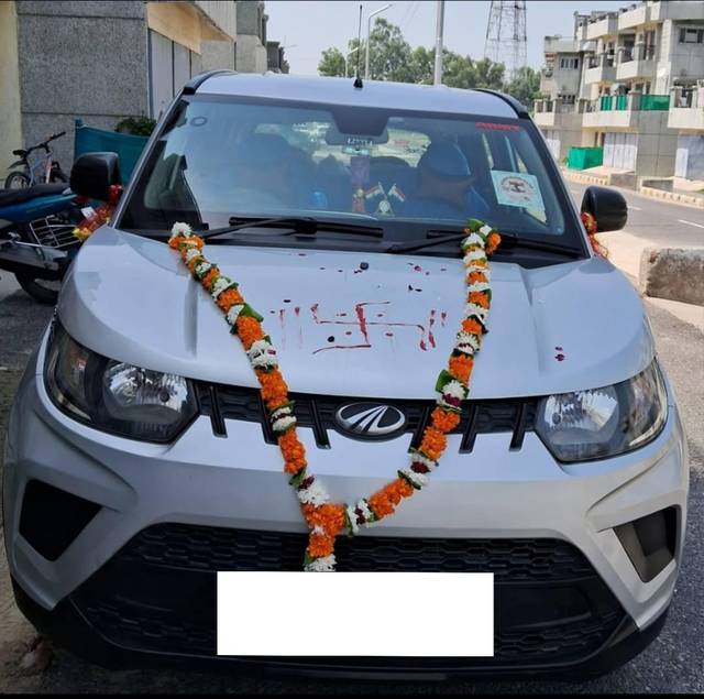 https://images10.gaadi.com/usedcar_image/4281682/original/processed_0100f09a-79ea-43b6-9d6d-7f6260ecc044.jpg?imwidth=6400