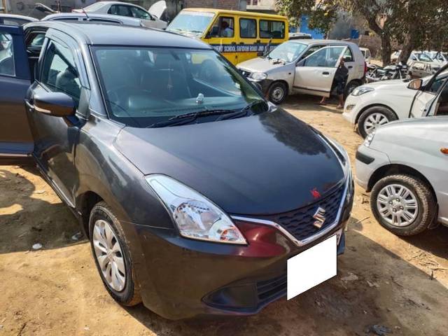 https://images10.gaadi.com/usedcar_image/4281711/original/processed_9e07e5f3-86cb-43b1-a699-547a75e0ff5a.jpg?imwidth=6402