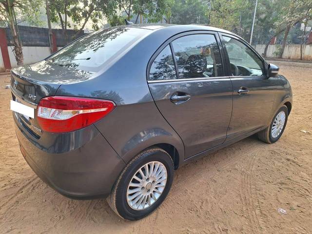 https://images10.gaadi.com/usedcar_image/4281734/original/processed_c53d3a5a0f2cfb091416a85fad436712.jpg?imwidth=6402