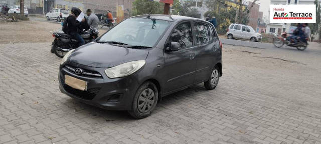 https://images10.gaadi.com/usedcar_image/4281740/original/8864f1147b587576413ad75d14793e38.jpg?imwidth=6400