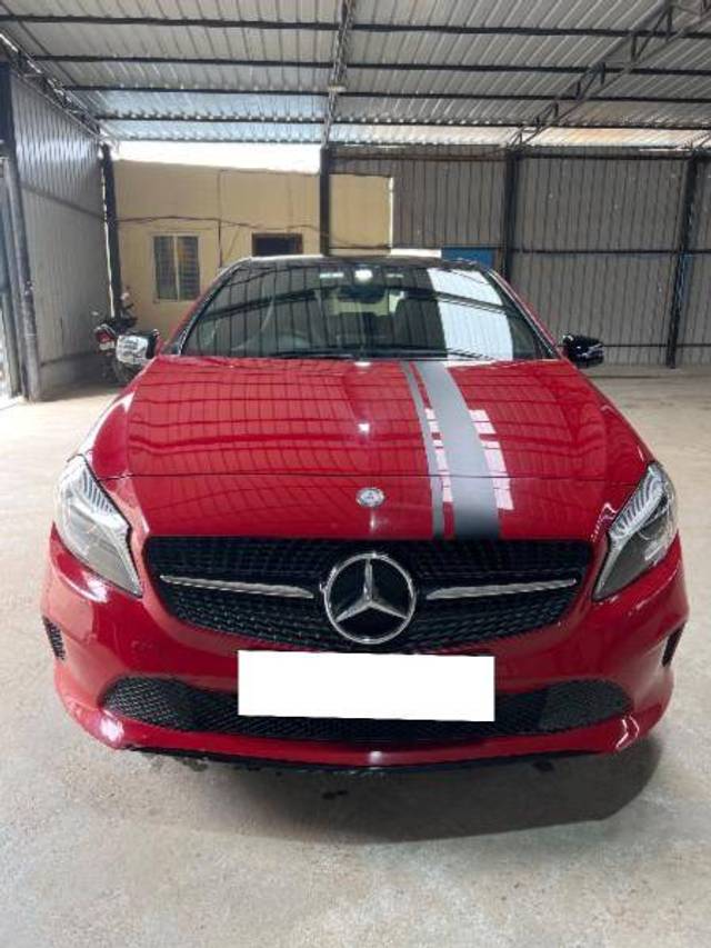 https://images10.gaadi.com/usedcar_image/4281803/original/8886b4a8701f465faaad028eeb1a596b.jpg?imwidth=6400