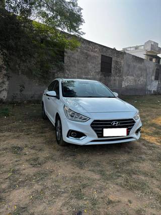 Hyundai Verna 2016-2017 Hyundai Verna 1.6 CRDI SX Option