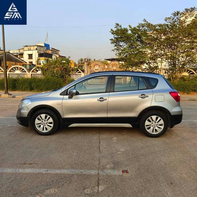 https://images10.gaadi.com/usedcar_image/4281842/original/processed_4695120bc24e666d42d4f3f85305283e.jpg?imwidth=6402