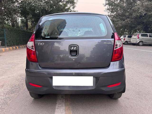 https://images10.gaadi.com/usedcar_image/4281980/original/processed_65ce9a72589231242b0555164b1d9388.jpg?imwidth=6402