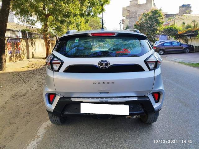 https://images10.gaadi.com/usedcar_image/4282070/original/processed_2018ad0010cfa5f416e999e17b350177.jpeg?imwidth=6401