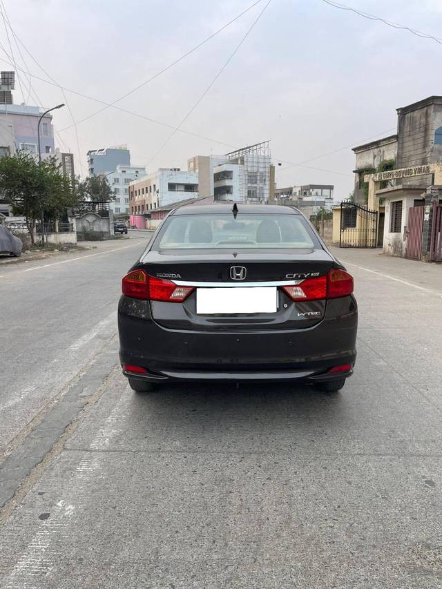 https://images10.gaadi.com/usedcar_image/4282188/original/processed_eea12b79c909349d07c168d928f9743b.jpg?imwidth=6401