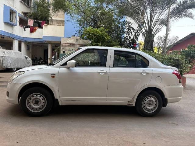 https://images10.gaadi.com/usedcar_image/4282301/original/processed_0bf9ab9b-bc77-486f-818c-3b9387259af8.jpeg?imwidth=6402