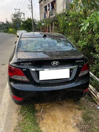 Hyundai Verna 2011-2015 Hyundai Verna 1.6 CRDI