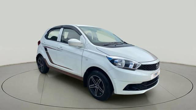 https://images10.gaadi.com/usedcar_image/4282411/original/6f1807072ae09dfd625c6691063e2e72.jpg?imwidth=6400