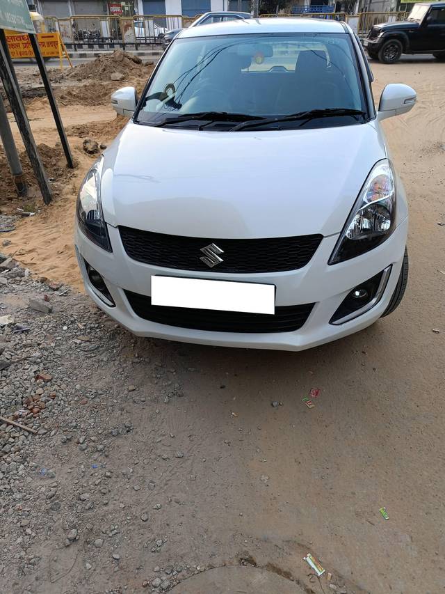 https://images10.gaadi.com/usedcar_image/4282702/original/processed_7e64559a0ad376ce2e24dfe80b756374.jpg?imwidth=6400