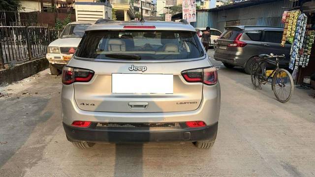 https://images10.gaadi.com/usedcar_image/4282722/original/470bfedf750199d974932d50737f3639.jpg?imwidth=6401