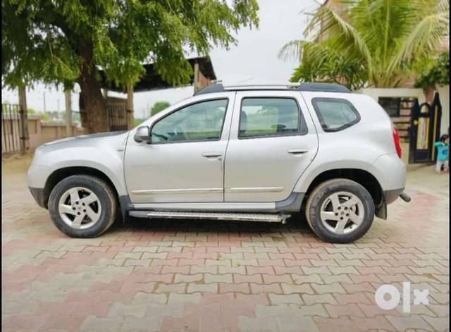 https://images10.gaadi.com/usedcar_image/4282736/original/f83bac65eb5593ead46ff1253fbe0e92.jpg?imwidth=6402