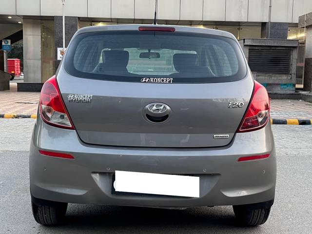 https://images10.gaadi.com/usedcar_image/4282740/original/processed_46bce95547859b41b6e98473a6de295e.jpg?imwidth=6402