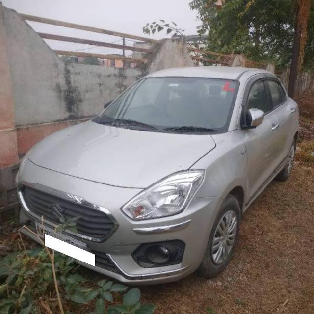 https://images10.gaadi.com/usedcar_image/4282785/original/processed_7c42f57f-0a2a-4baa-8402-a3796bd57bb9.jpg?imwidth=6400