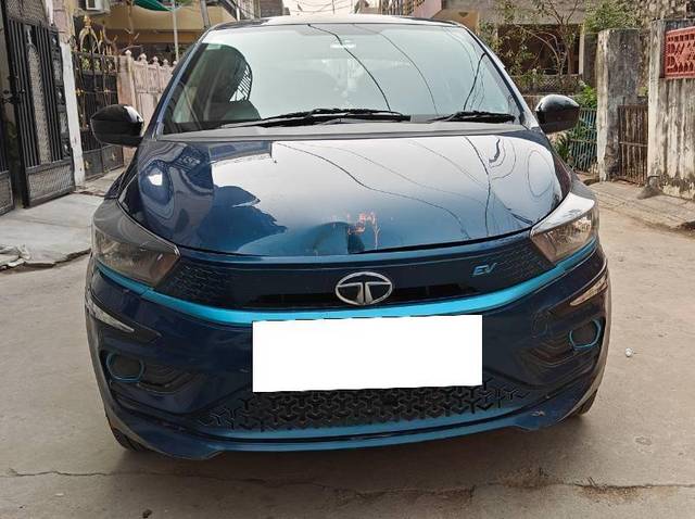 https://images10.gaadi.com/usedcar_image/4282814/original/cdecaa4078b8155196458a391433ebd0.jpg?imwidth=6400