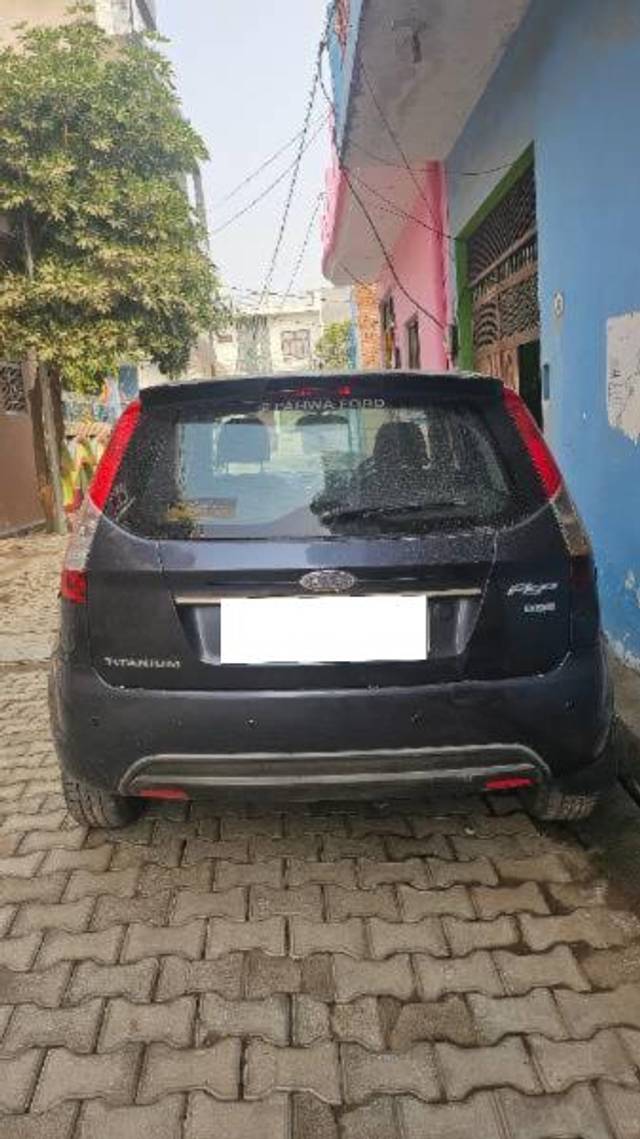 https://images10.gaadi.com/usedcar_image/4282828/original/processed_ca266e80-24e5-496f-9d7f-c7d62d10e99a.jpg?imwidth=6401