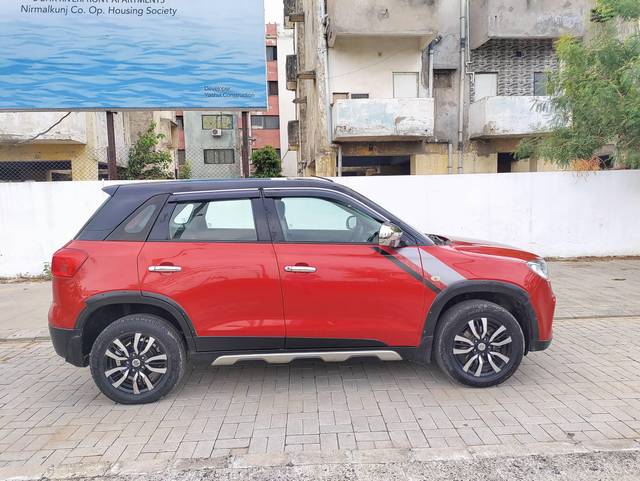 https://images10.gaadi.com/usedcar_image/4282860/original/processed_05000ccbf3ef30bcd0223de25762473b.jpg?imwidth=6401