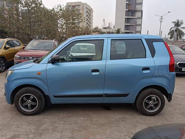 https://images10.gaadi.com/usedcar_image/4282863/original/processed_cf171751f1600750706be420f3f56c15.jpg?imwidth=6402