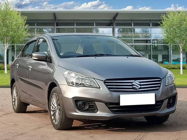 https://images10.gaadi.com/usedcar_image/4282868/original/processed_3a8863402913608bbff4040e4db7a231.jpg?imwidth=6400