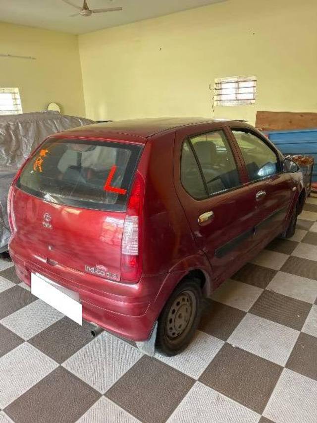 https://images10.gaadi.com/usedcar_image/4282925/original/processed_9bb8a4b9-7fb0-453c-9882-69f183b32bd4.jpg?imwidth=6401