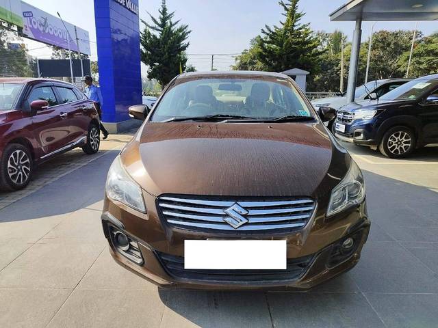 https://images10.gaadi.com/usedcar_image/4282926/original/processed_3f5e2ac206b6ff252f31a50f2bb853e4.jpg?imwidth=6400