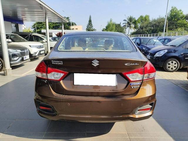 https://images10.gaadi.com/usedcar_image/4282926/original/processed_46fa146d4d11781436c2250bb484f31d.jpg?imwidth=6401