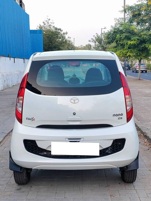 https://images10.gaadi.com/usedcar_image/4282932/original/processed_f541b2137102a5f2ce04df47323822ec.jpg?imwidth=6402