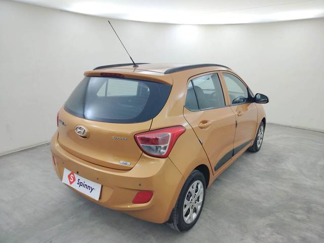 https://images10.gaadi.com/usedcar_image/4283014/original/7420118b54b642a3479ba6f856c87e7c.jpg?imwidth=6400