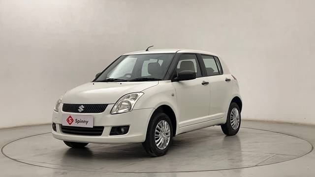 https://images10.gaadi.com/usedcar_image/4283184/original/edb38a4c0b6c76c2dfaf2ebb828633e8.JPG?imwidth=6400