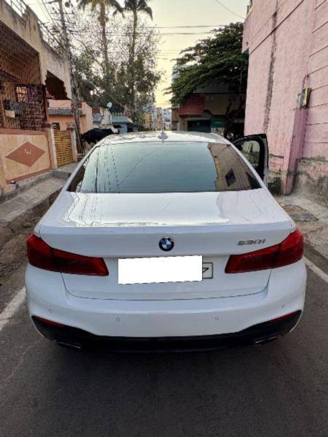 https://images10.gaadi.com/usedcar_image/4283459/original/8309ce727d3f92ed4654895790888cc0.jpg?imwidth=6401