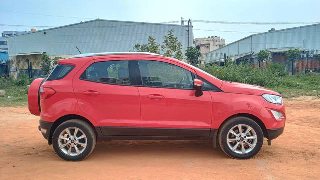 https://images10.gaadi.com/usedcar_image/4283471/original/96135f88bce1cb88cee48d81028bf519.jpg?imwidth=6401