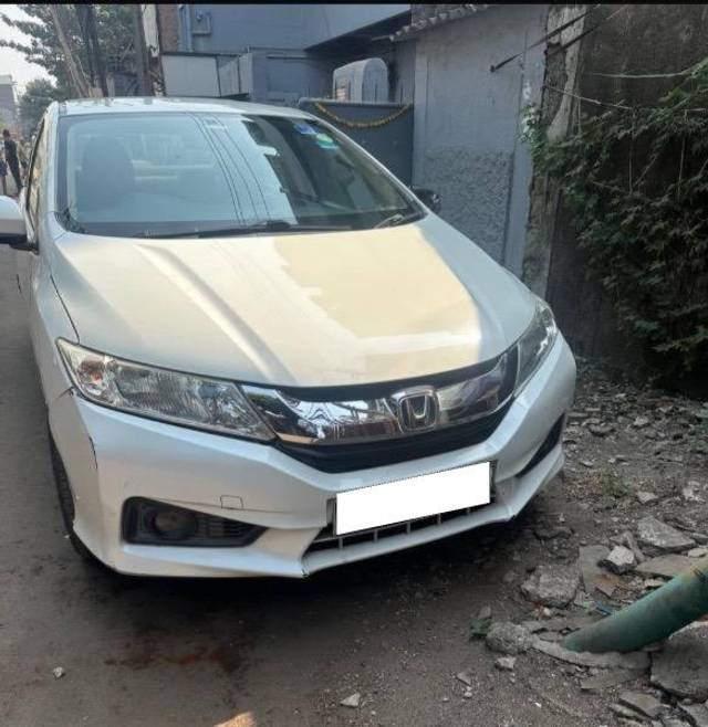 https://images10.gaadi.com/usedcar_image/4283505/original/processed_7aeef7a6-7d6b-4036-8c41-937bf0dd32a6.jpeg?imwidth=6400