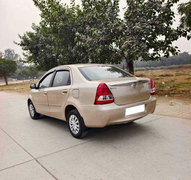 https://images10.gaadi.com/usedcar_image/4283595/original/processed_8a5cfa580d6638823f01d0f5b04368b5.jpg?imwidth=6402