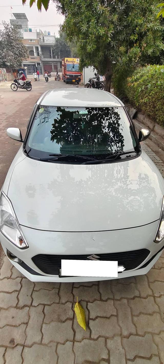 https://images10.gaadi.com/usedcar_image/4283598/original/processed_54d86cf9-9b7b-4f15-b9f8-7b61c8b07942.jpg?imwidth=6400