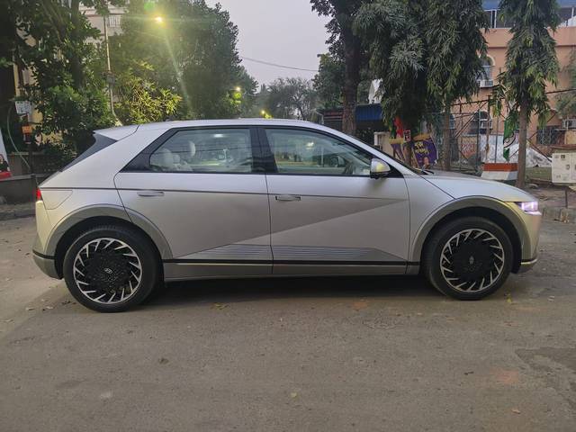 https://images10.gaadi.com/usedcar_image/4283893/original/971496dfde204d40cbf3e8897fa5c273.jpg?imwidth=6401