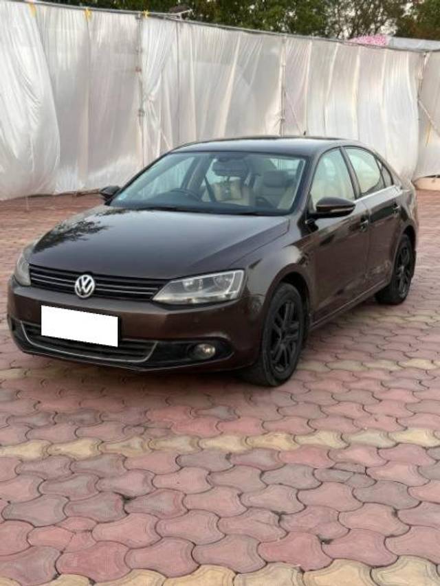 https://images10.gaadi.com/usedcar_image/4283924/original/processed_e53887b0-ac98-463d-b08f-c6216b79d0e2.jpg?imwidth=6400