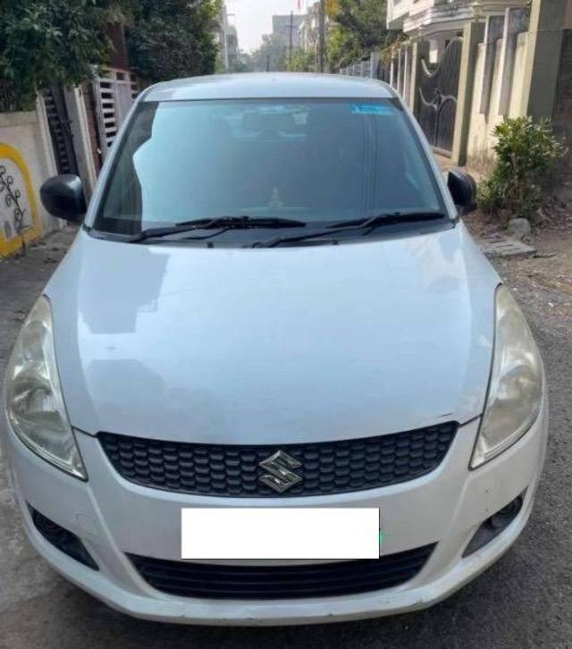 https://images10.gaadi.com/usedcar_image/4283929/original/processed_d89651f1-eda8-45ee-a66a-81fe92ba8cfa.jpeg?imwidth=6402