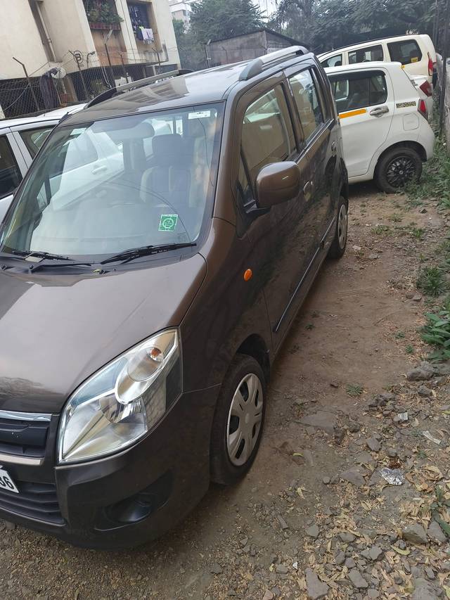 https://images10.gaadi.com/usedcar_image/4283939/original/processed_4febfd1841f740b1f0991256f6471478.jpg?imwidth=6401