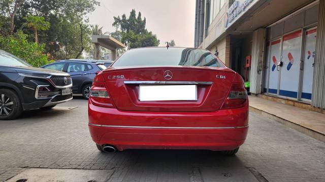 https://images10.gaadi.com/usedcar_image/4283976/original/processed_6a236ed2ec2c6ba304530502a0856aac.jpg?imwidth=6401