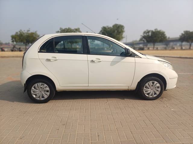 https://images10.gaadi.com/usedcar_image/4284010/original/8dbf92dbacbefd1d54176b81b767417b.jpg?imwidth=6401