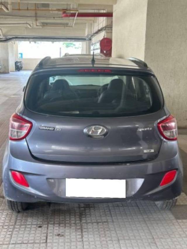 https://images10.gaadi.com/usedcar_image/4284031/original/processed_ffcaf894-e032-4dd5-ada0-86094595ce6d.jpg?imwidth=6401