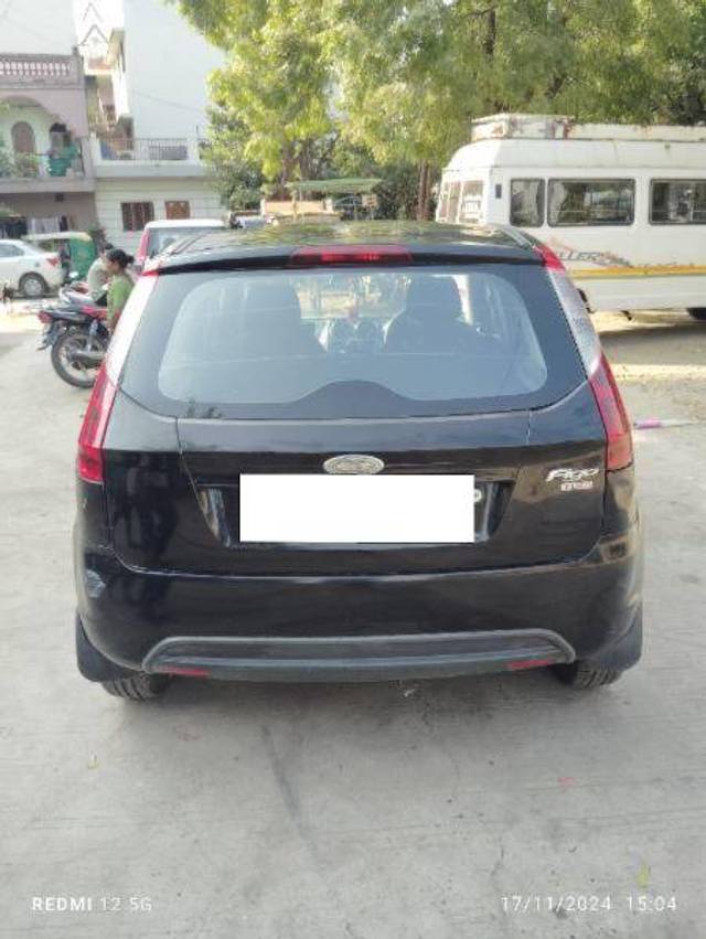 https://images10.gaadi.com/usedcar_image/4284074/original/5c2a733feb09b097423f864896ff3f0d.jpg?imwidth=6401