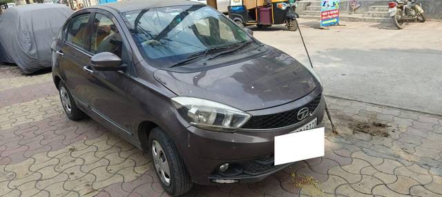 https://images10.gaadi.com/usedcar_image/4284093/original/processed_785aa01c-026d-435e-9488-fa1523eedfab.jpg?imwidth=6400