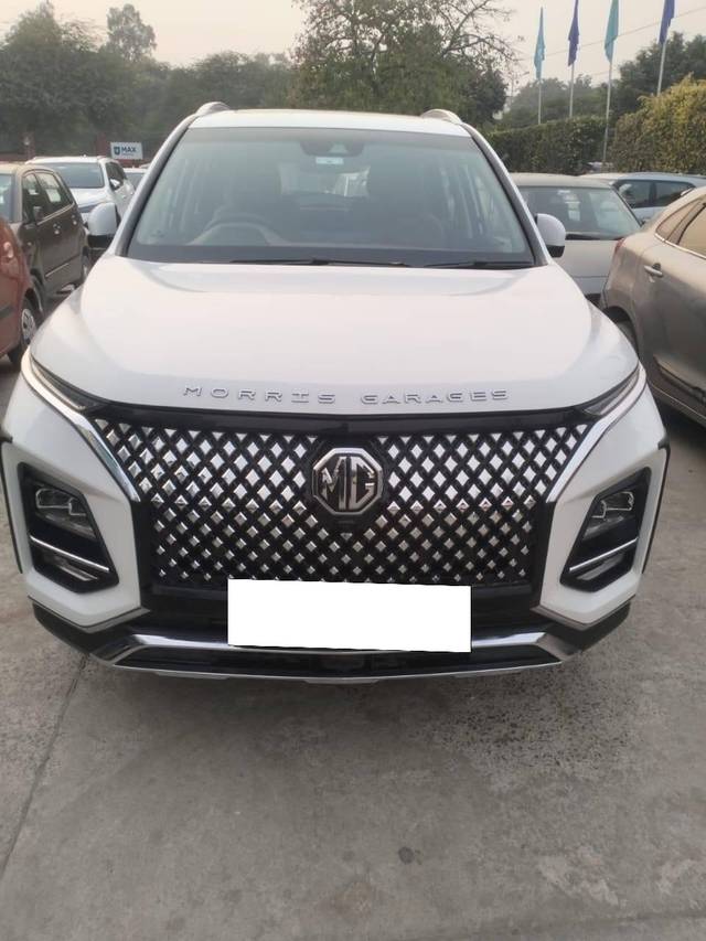 https://images10.gaadi.com/usedcar_image/4284263/original/processed_f8bffbf1fa985f6f8f8163d4b6beab66.jpeg?imwidth=6400