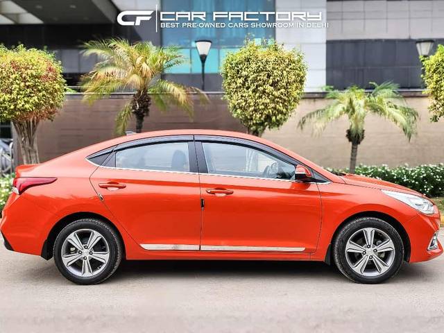 https://images10.gaadi.com/usedcar_image/4284293/original/processed_93c5e8346f8539efba6682f200ccfad3.jpg?imwidth=6400